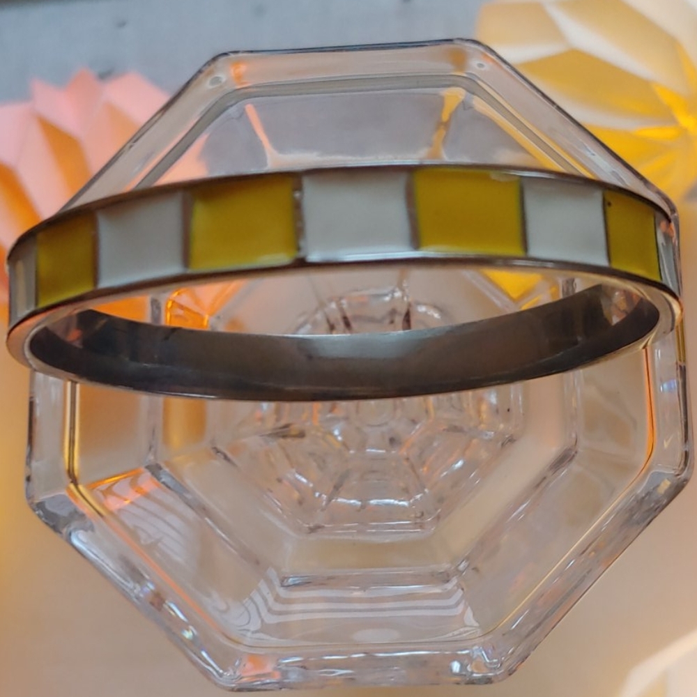 Vintage yellow/white enamel bangle bracelet